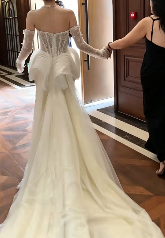 Elegant Strapless Ruffles White Wedding Dress Sequins Beaded Mermaid Bridal Dress GG6425