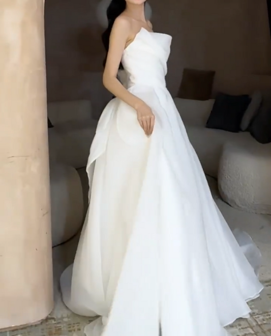 Unique Strapless Bow Wedding Dress Satin A-Line Bridal Dress GG6755