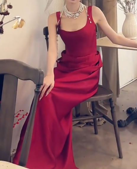 Sleek Spaghetti Straps Red Prom Dress Draped Satin A-Line Evening Dress GG6763