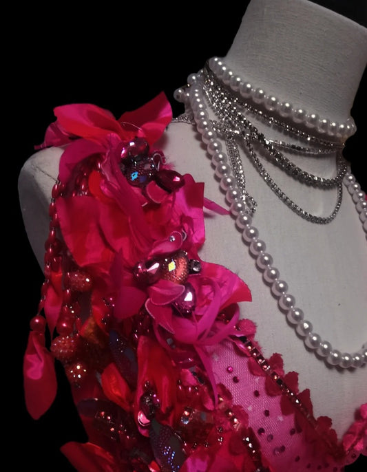 Alluring V Neck Pink Prom Dress Rhinestones Appliques Mermaid Formal Dress GG6906