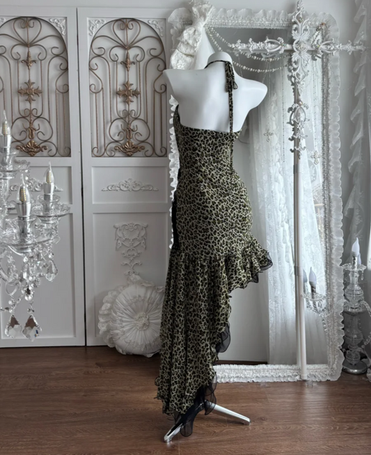 Alluring Halter Neck Ruffles Homecoming Dress Leopard Sequins Sheath Birthday Dress GG7395