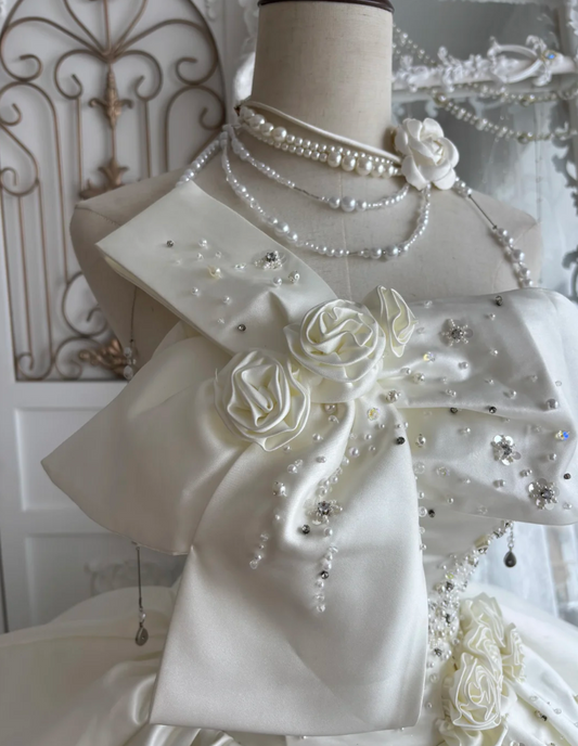 Alluring Strapless Floral Wedding Dress Sequins Satin A-Line Bridal Dress GG7430