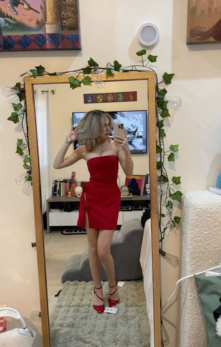 Chic Burgundy Mermaid Strapless Satin Flower Short Homecoming Dress,Summer 21th Birthday Dress GG3913