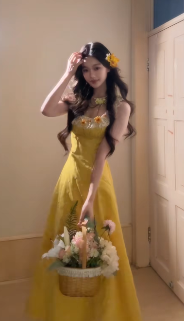 Princess A Line Yellow Square Satin Lace Without Sleeves Long Prom Dress,Evening Dress GG5641