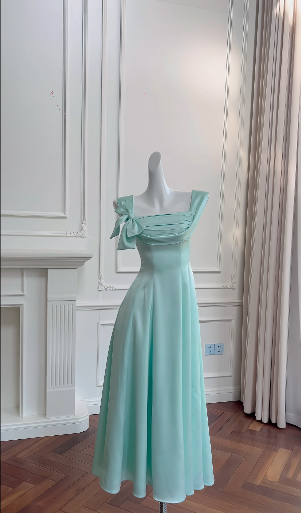 Sleek Square Neck A-Line Prom Dress Bow Satin Long Evening Dress GG5826
