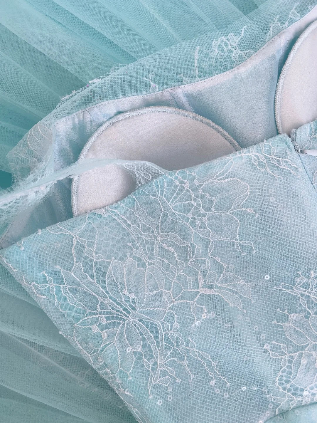 Chic Tulle Light Blue Prom Dress Lace Spaghetti Straps Sequins A-Line Evening Dress GG5847