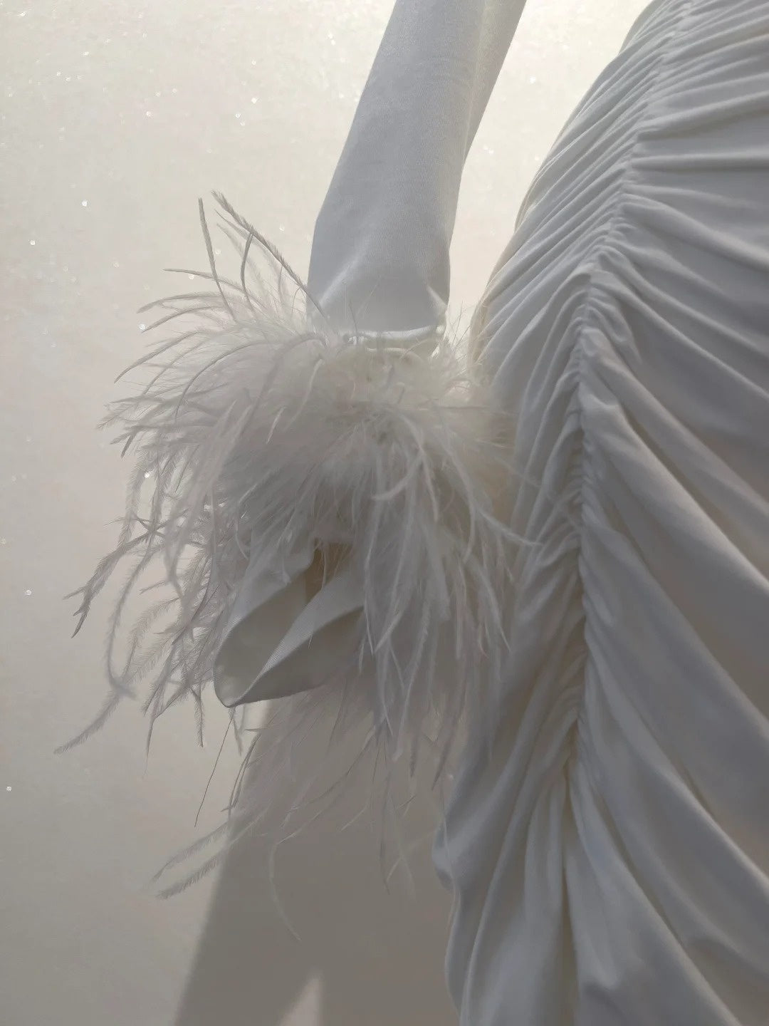 Charming White Homecoming Dress V Neck Long Sleeve Birthday Dress Feather Mini Dress GG5867