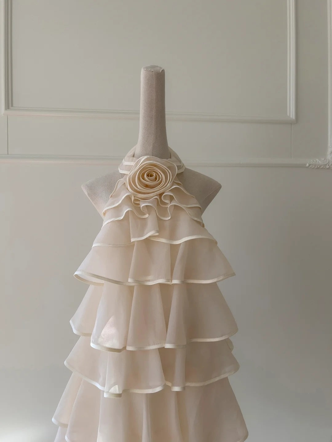 Romantic Tiered Homecoming Dress 3D Flower Birthday Dress Halter A-Line Mini Dress GG5901