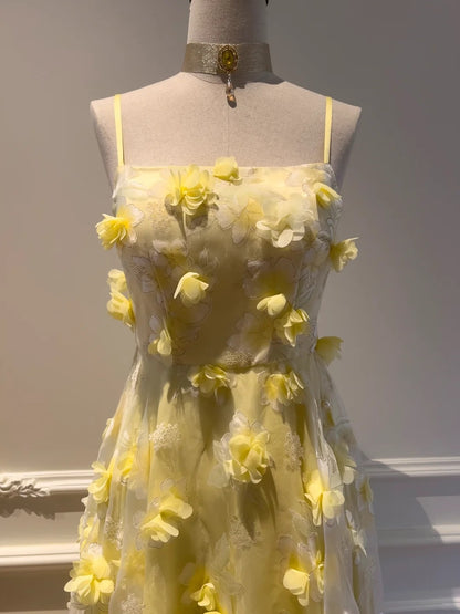 Lovely Spaghetti Straps Yellow Prom Dress Appliques A-Line Evening Dress GG5905