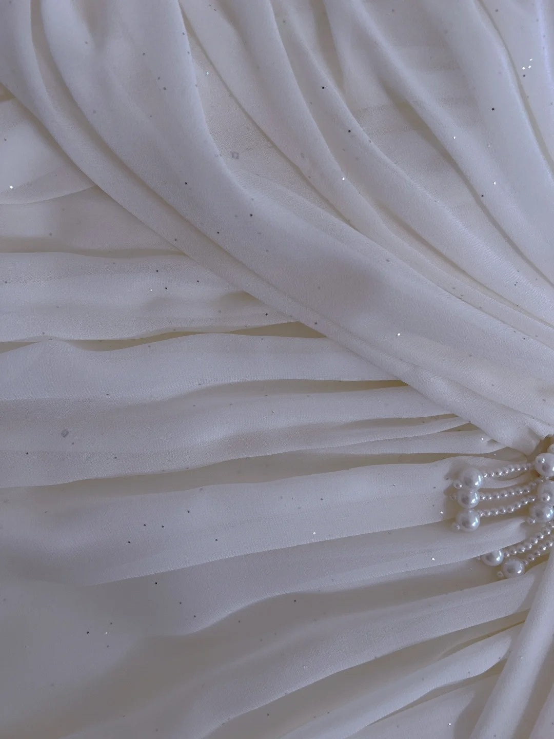 Elegant Halter Neck White Prom Dress Beads Sequins A-Line Evening Dress GG5919
