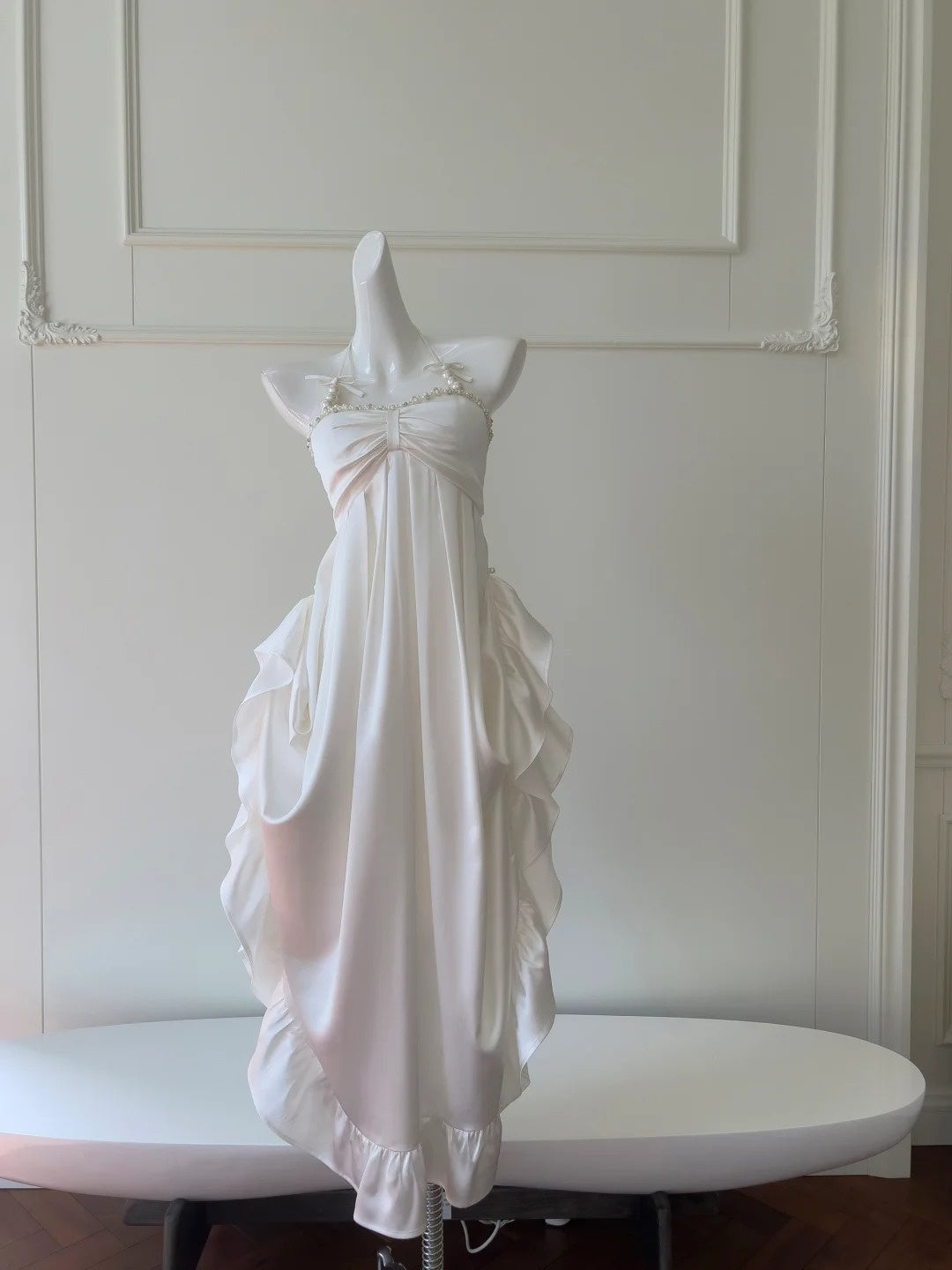 Elegant Halter Neck Pearl White Prom Dress Ruffles A-Line Evening Dress GG5931