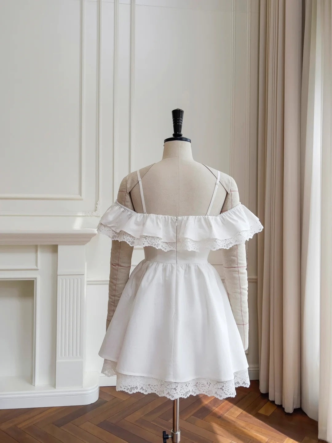 Chic Off-the-Shoulder White Homecoming Dress Bow Ruffles A-Line Birthday Dress GG5933