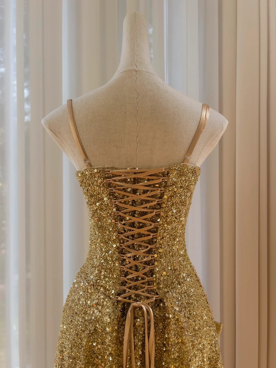 Luxurious Spaghetti Straps Gold Homecoming Dress Sequins Tassel A-Line Birthday Dress GG5938