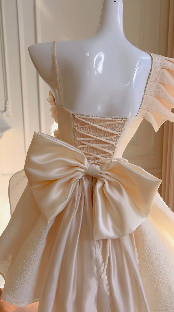 Romantic Apricot Homecoming Dress Appliques Beads A-Line Birthday Dress GG5962