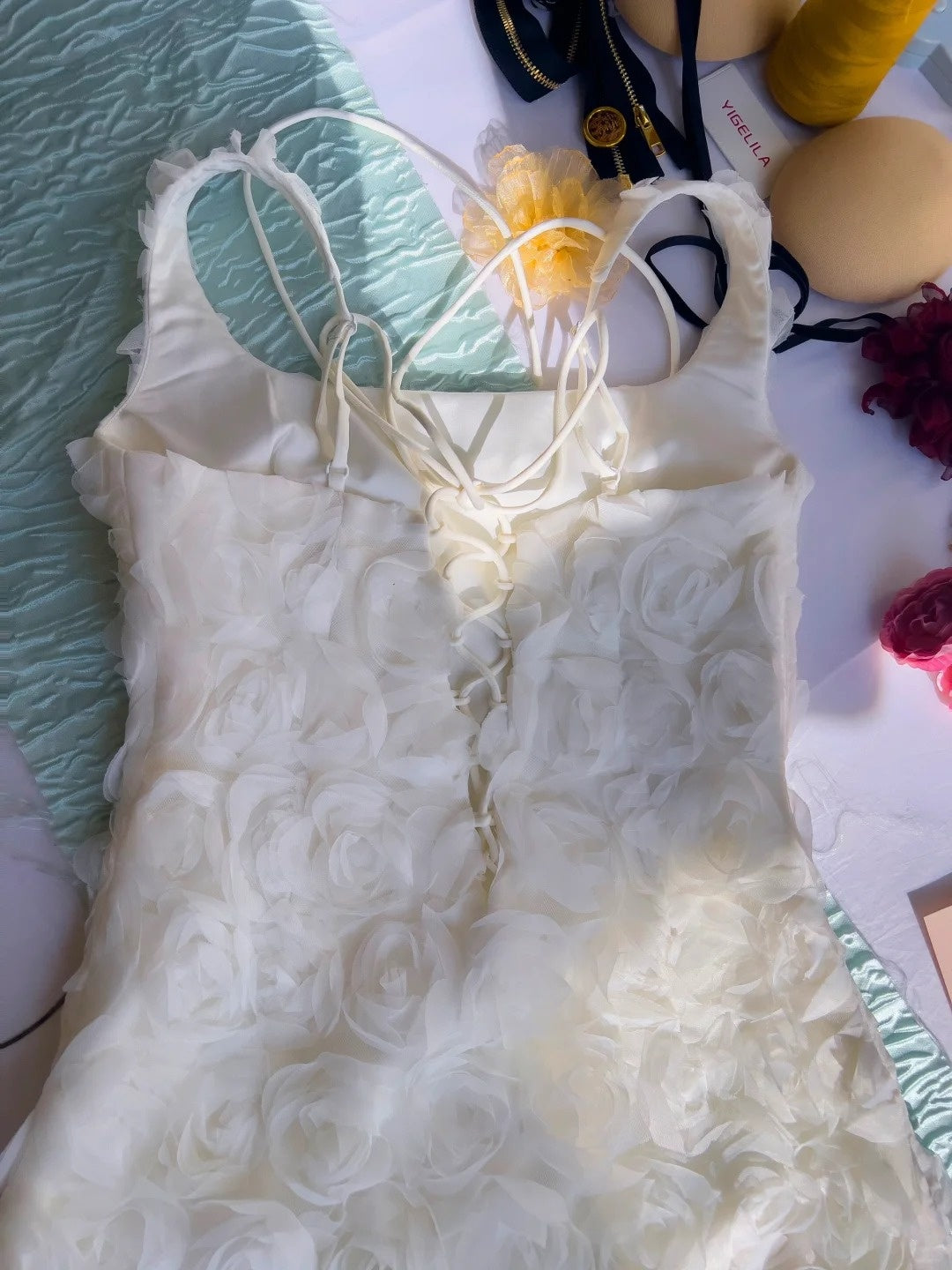 Trendy White Homecoming Dress 3D Floral Sheath Birthday Dress GG5964