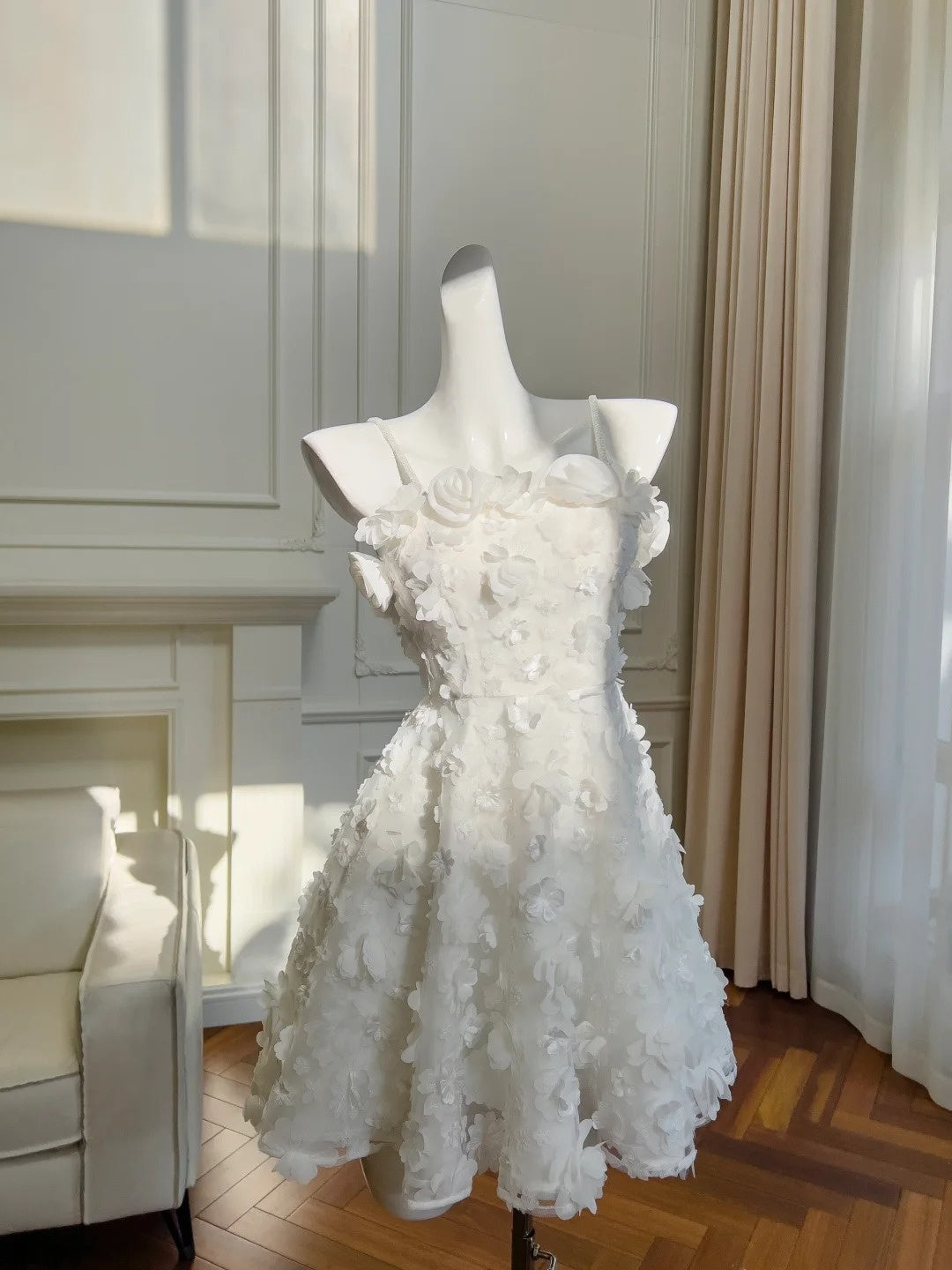 Graceful White Homecoming Dress Spaghetti Straps Appliques A-Line Birthday Dress GG5969
