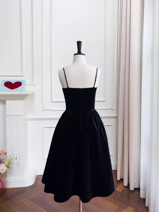 Romantic Spaghetti Straps Black Homecoming Dress Velvet A-Line Birthday Dress GG6005