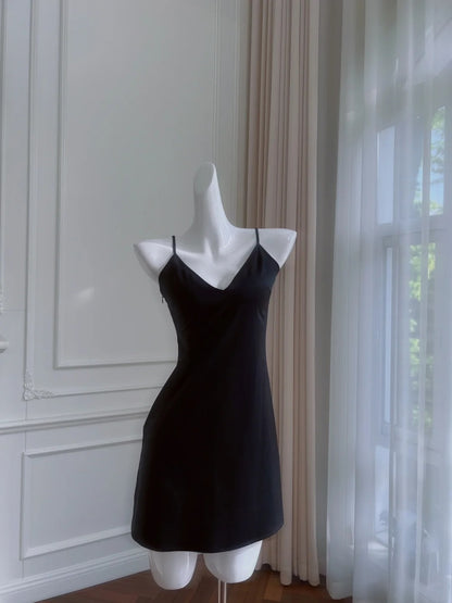 Elegant Spaghetti Straps Black Homecoming Dress A-Line Birthday Dress GG6011