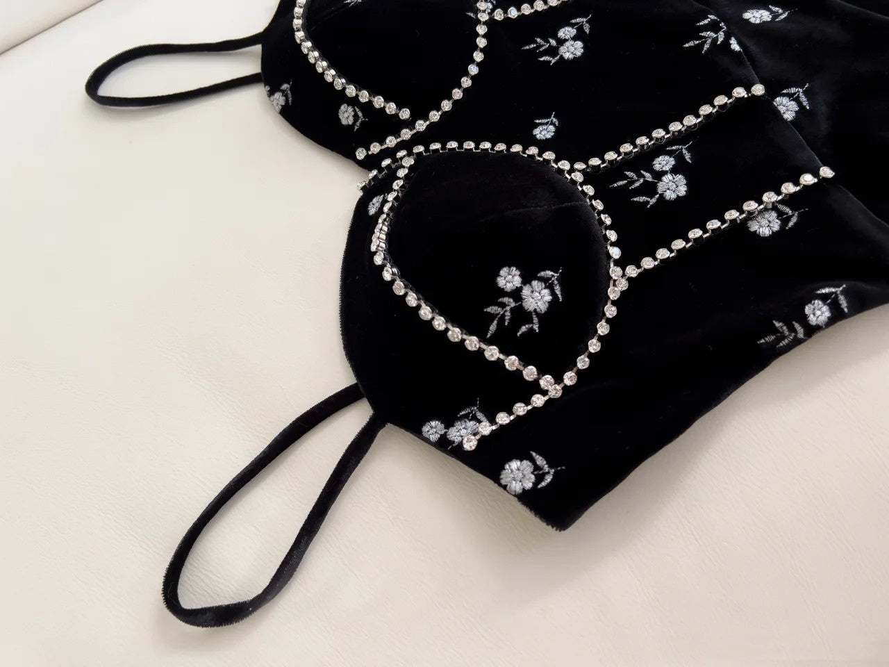 Charming Spaghetti Straps Beaded Black Prom Dress Floral Slit Sheath Evening Dress GG6039