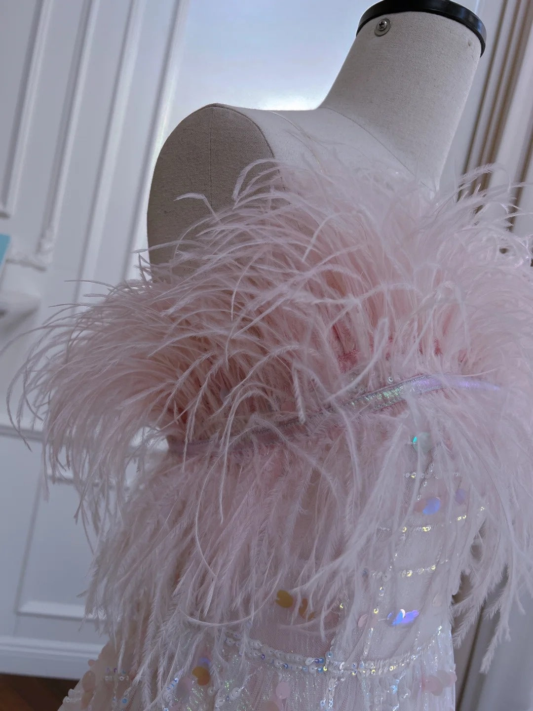 Glittering Strapless Pink Homecoming Dress Sequins Feather A-Line Birthday Dress GG6041