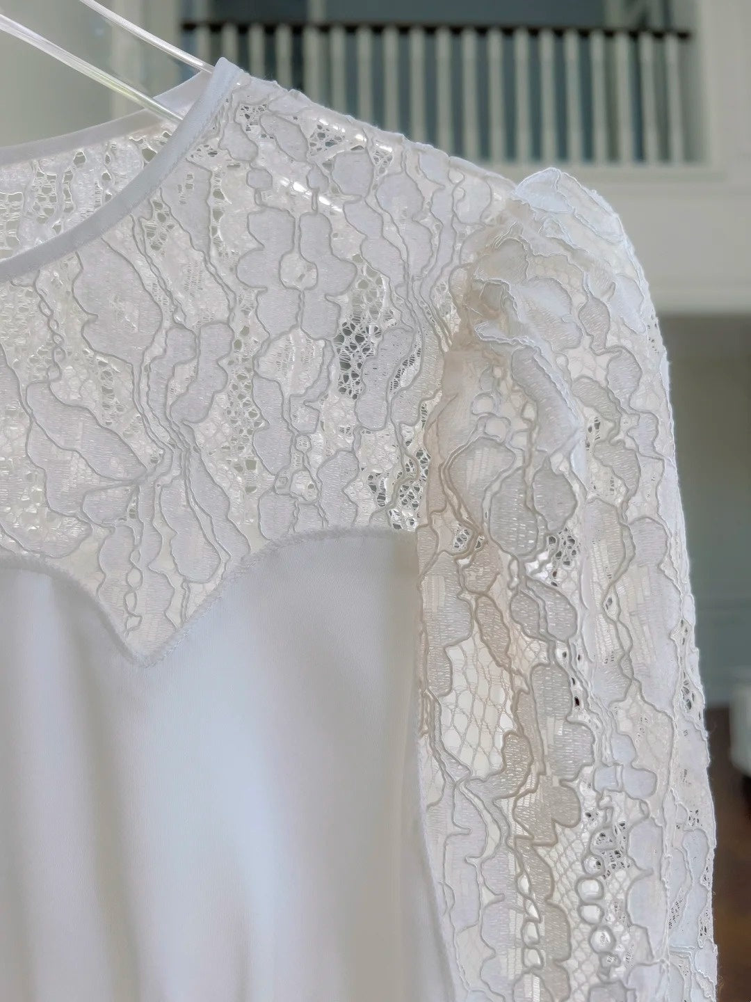 Elegant Lace WhiteProm Dress Long Sleeve A-Line Evening Dress GG6050