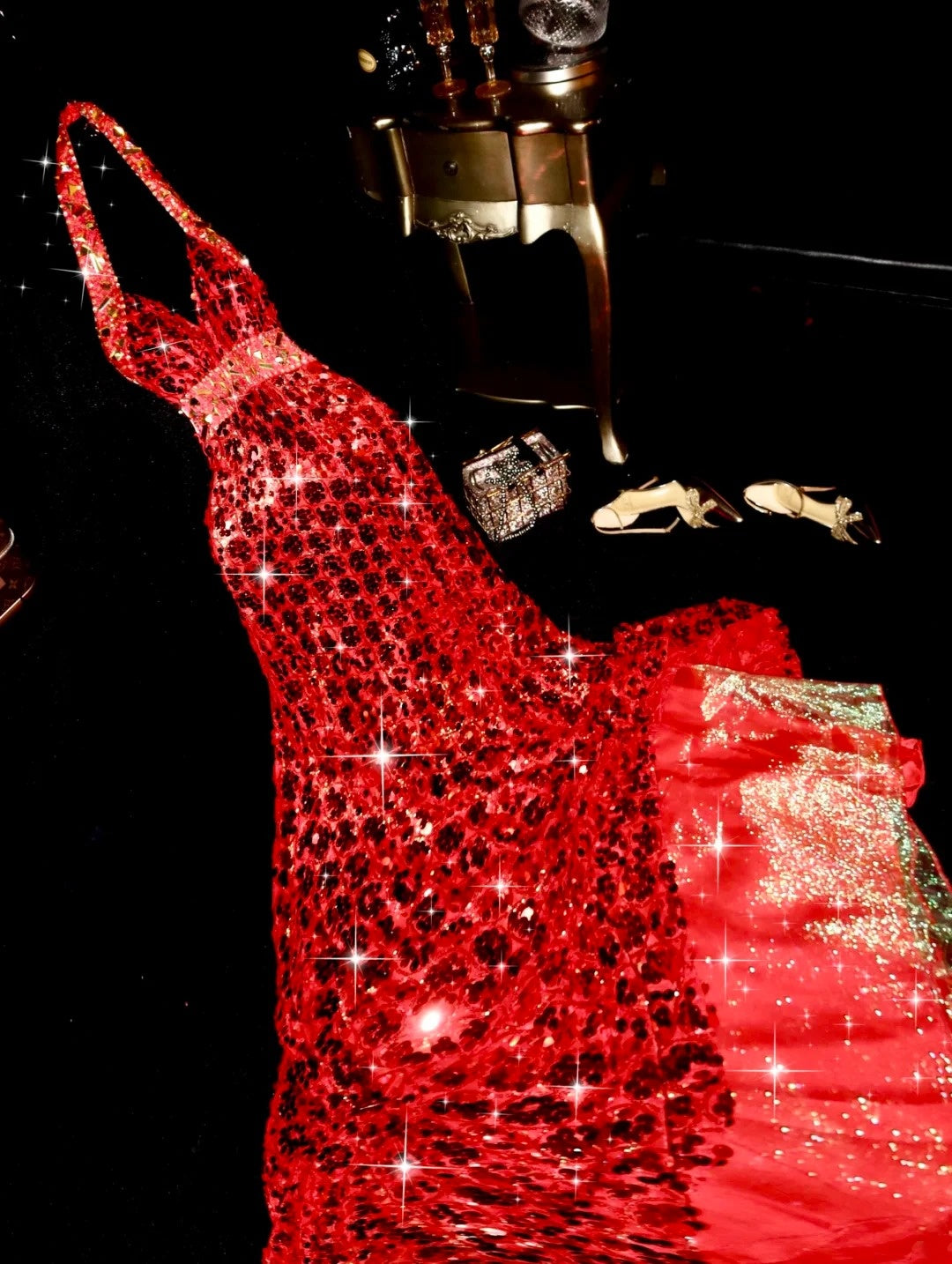 Sexy Halter Neck Red Prom Dress Sequins Rhinestones A-Line Evening Dress GG6187