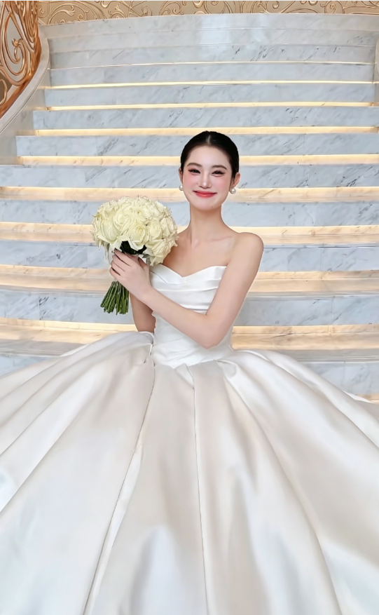 Classical Strapless Long Wedding Dress White Satin Bridal Dress GG6201