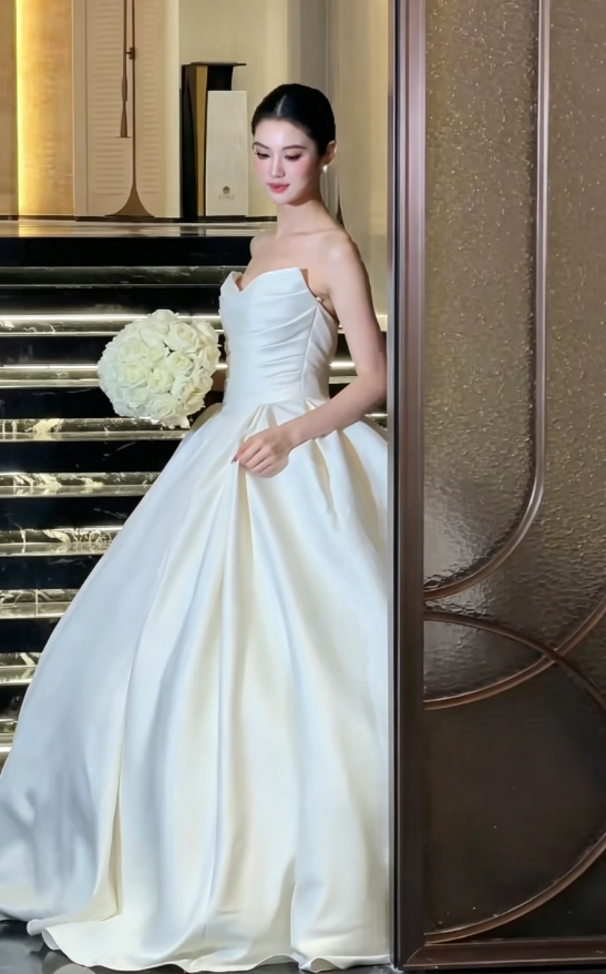 Classical Strapless Long Wedding Dress White Satin Bridal Dress GG6201