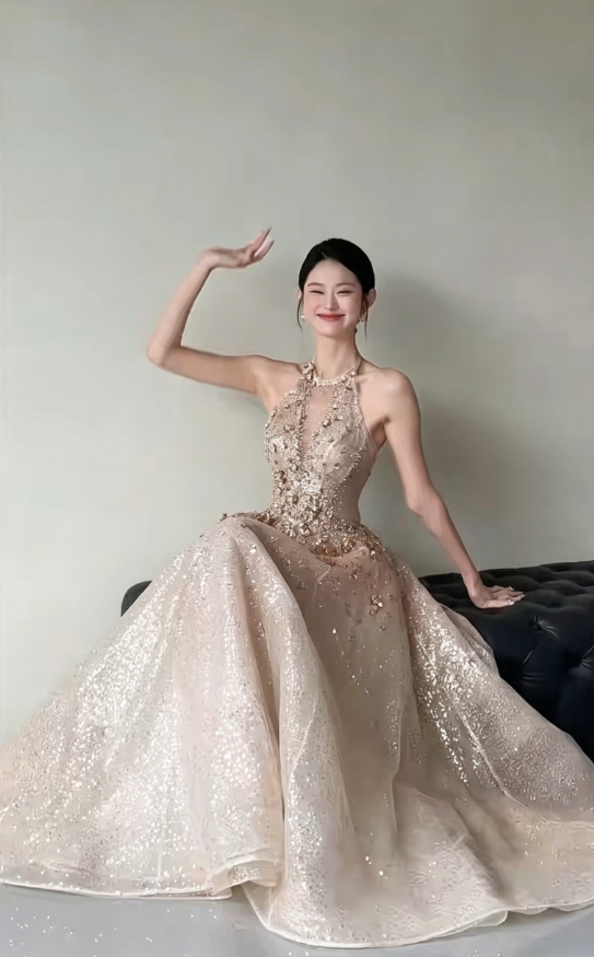 Sparkling Halter Neck Beige Prom Dress Beading Sequins A-Line Evening Dress GG6207