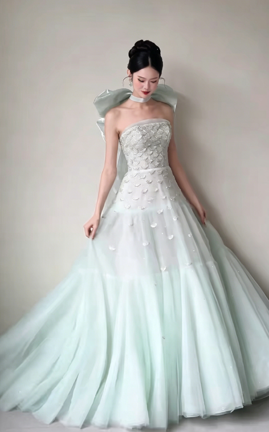 Dreamy Strapless Green Prom Dress Sequins Tulle A-Line Evening Dress GG6211
