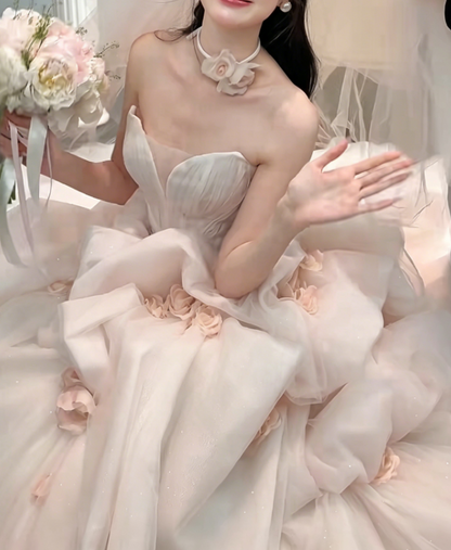 Elegant Strapless Long Wedding Dress Appliques Tulle Bridal Dress GG6219