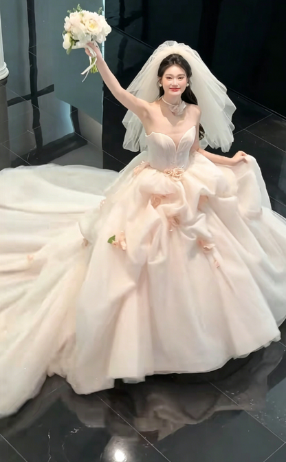 Elegant Strapless Long Wedding Dress Appliques Tulle Bridal Dress GG6219