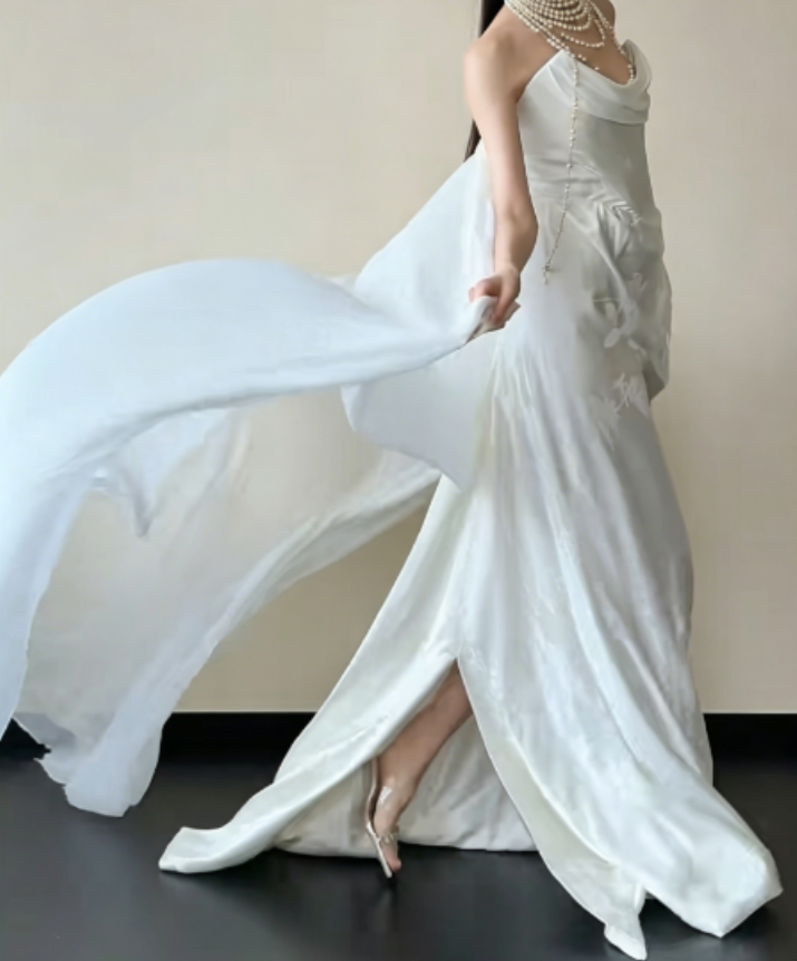 Charming Strapless Slit White Wedding Dress Jacquard Satin Sheath Bridal Dress GG6240