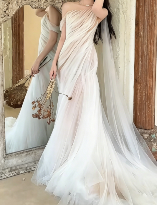 Retro Asymmetric Neck Tulle Wedding Dress White Mermaid Bridal Dress GG6249