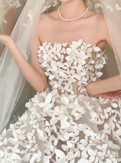 Enchanting Strapless Appliques Wedding Dress Sequins A-Line Bridal Dress GG6256