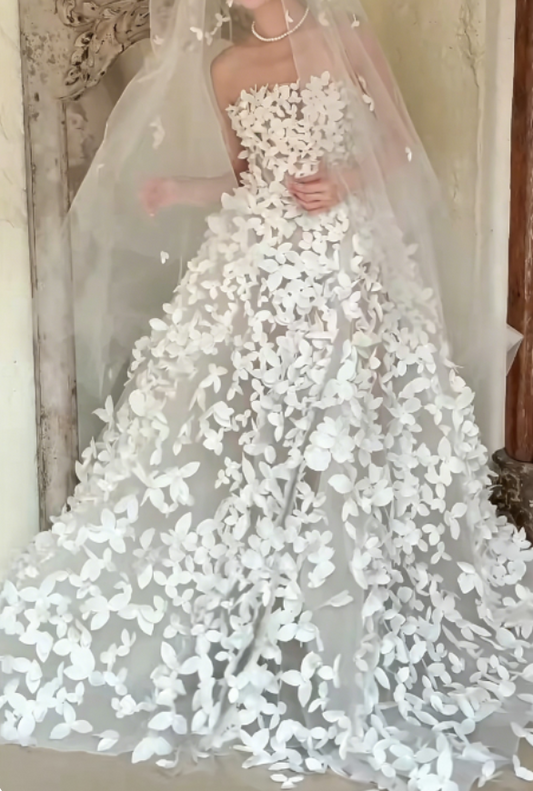 Enchanting Strapless Appliques Wedding Dress Sequins A-Line Bridal Dress GG6256