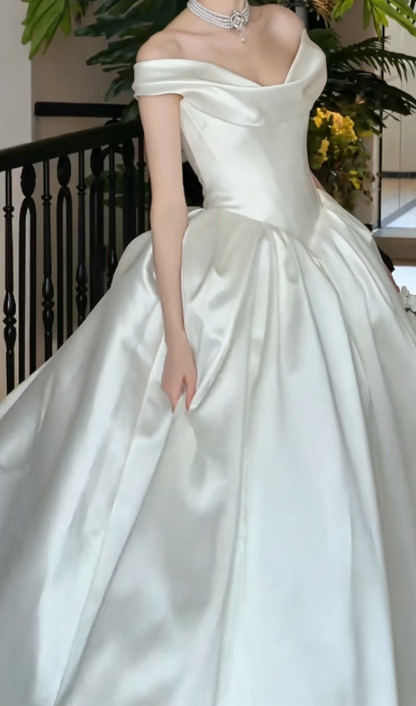 Chic Off-Shoulder Satin Wedding Dress White A-Line Bridal Dress GG6261