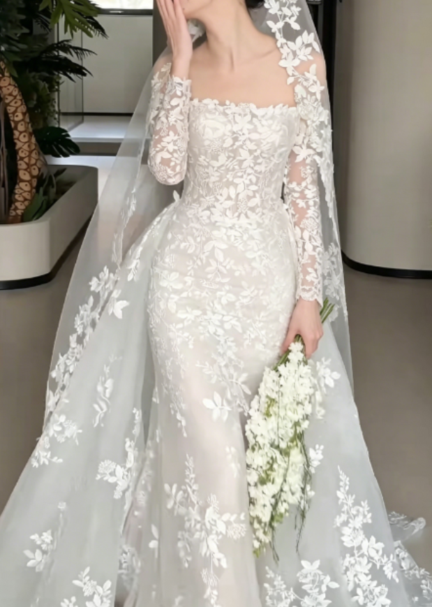 Classical Off-Shoulder Lace Wedding Dress Long Sleeve Sheath Bridal Dress GG6262