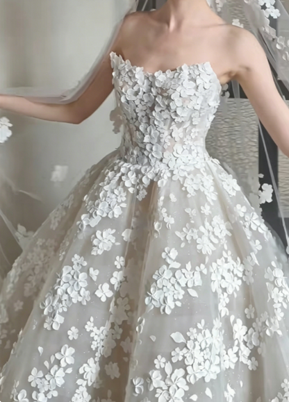 Ornate Strapless Appliques Wedding Dress A-Line Sequins Bridal Dress GG6264