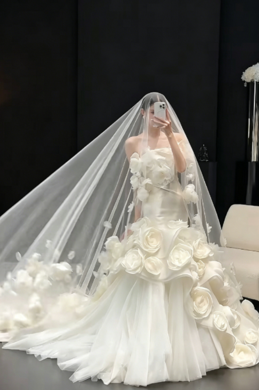 Fascinating Strapless Handmade Flowers Wedding Dress Satin Tulle Mermaid Bridal Dress GG6282