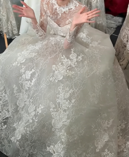 Elegant High Collar Lace Wedding Dress Long Sleeve A-Line Bridal Dress GG6289