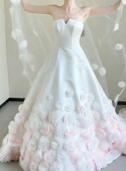 Lovely Strapless White Wedding Dress Satin Appliques A-Line Bridal Dress GG6299