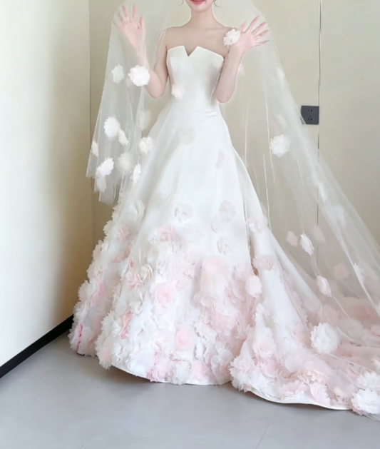 Lovely Strapless White Wedding Dress Satin Appliques A-Line Bridal Dress GG6299