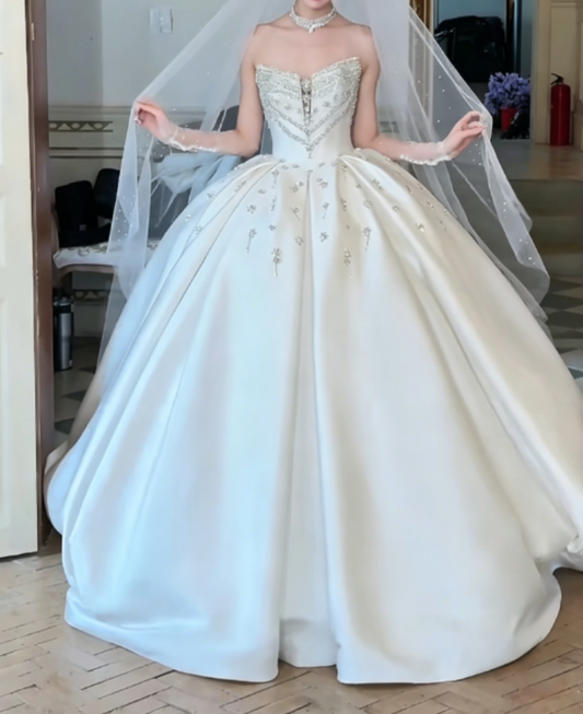 Chic Beaded Satin Wedding Dress White Strapless A-Line Bridal Dress GG6304