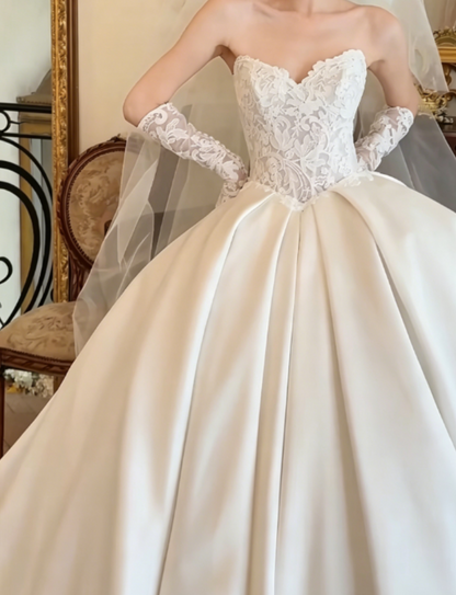 Ornate Strapless White Satin Wedding Dress With Sleeves Lace A-Line Bridal Dress GG6307