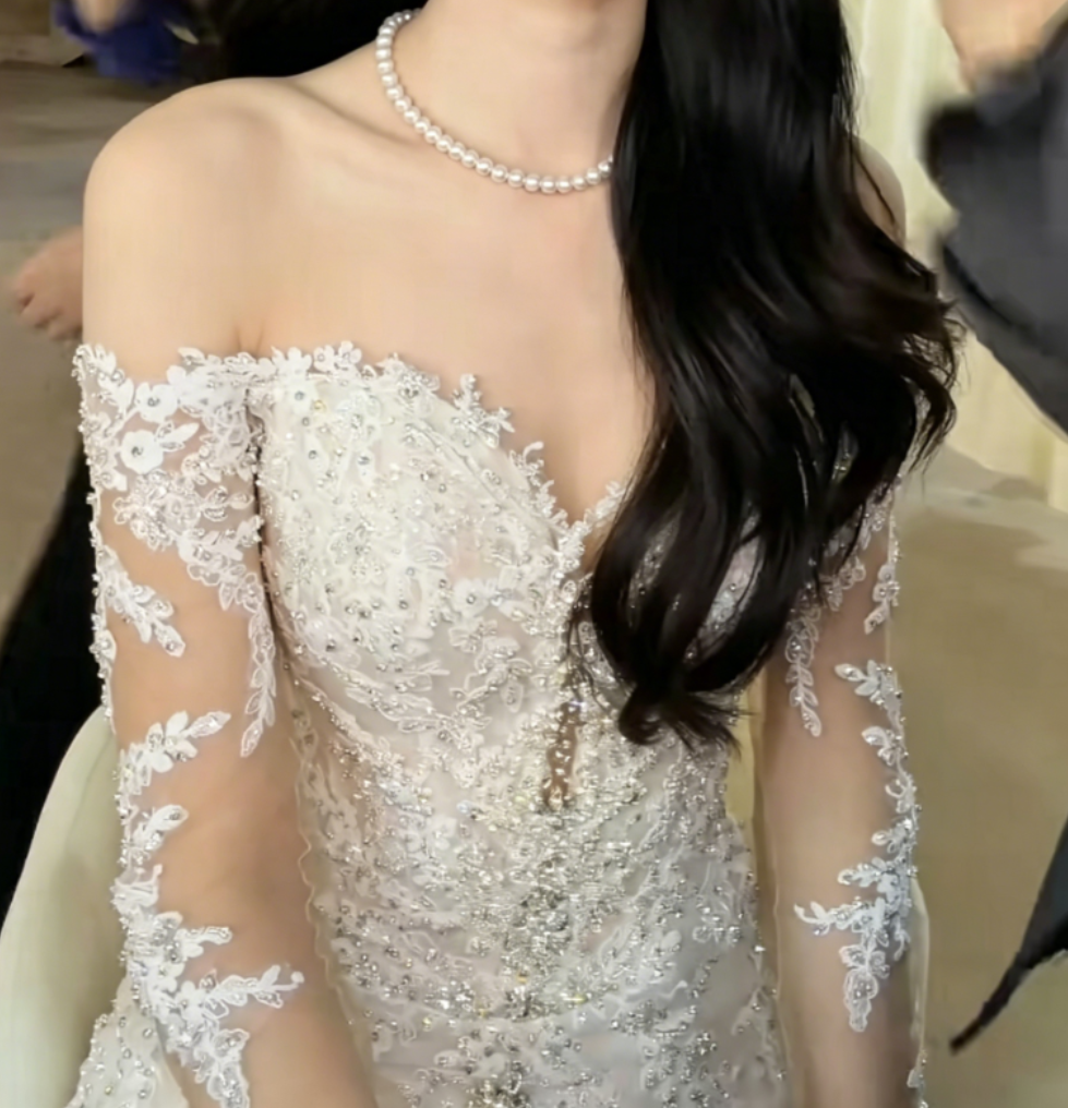 Glamorous Off-Shoulder Beaded Wedding Dress Long Sleeve Mermaid Bridal Dress GG6335