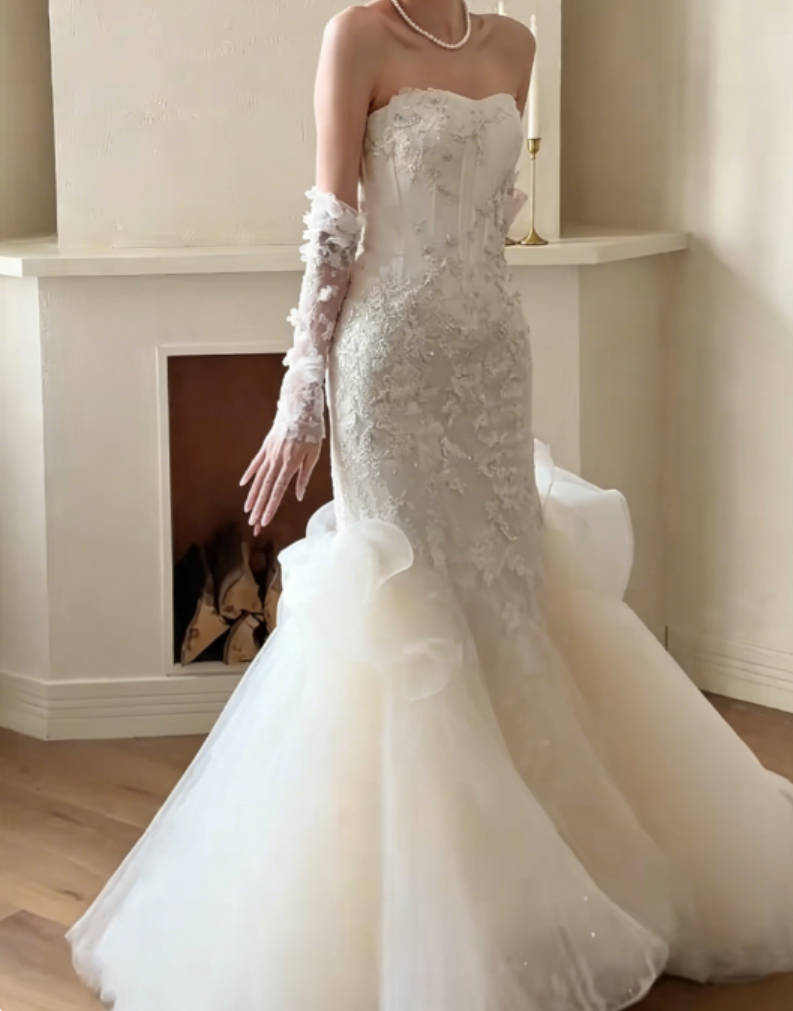 Elegant Strapless Sequins Wedding Dress Appliques Tulle Mermaid Bridal Dress GG6338