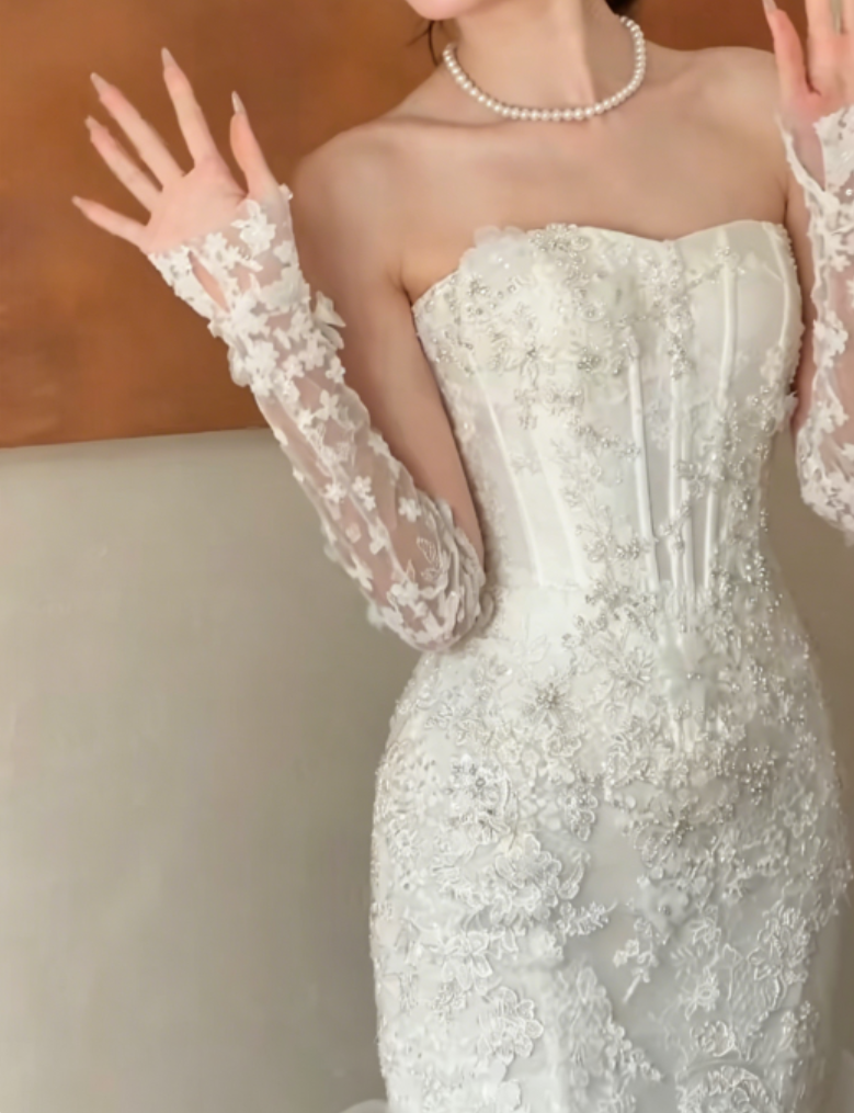 Elegant Strapless Sequins Wedding Dress Appliques Tulle Mermaid Bridal Dress GG6338