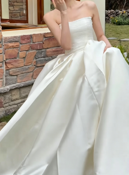 Mininmalism Strapless Wedding Dress Long Satin A-Line Bridal Dress GG6345
