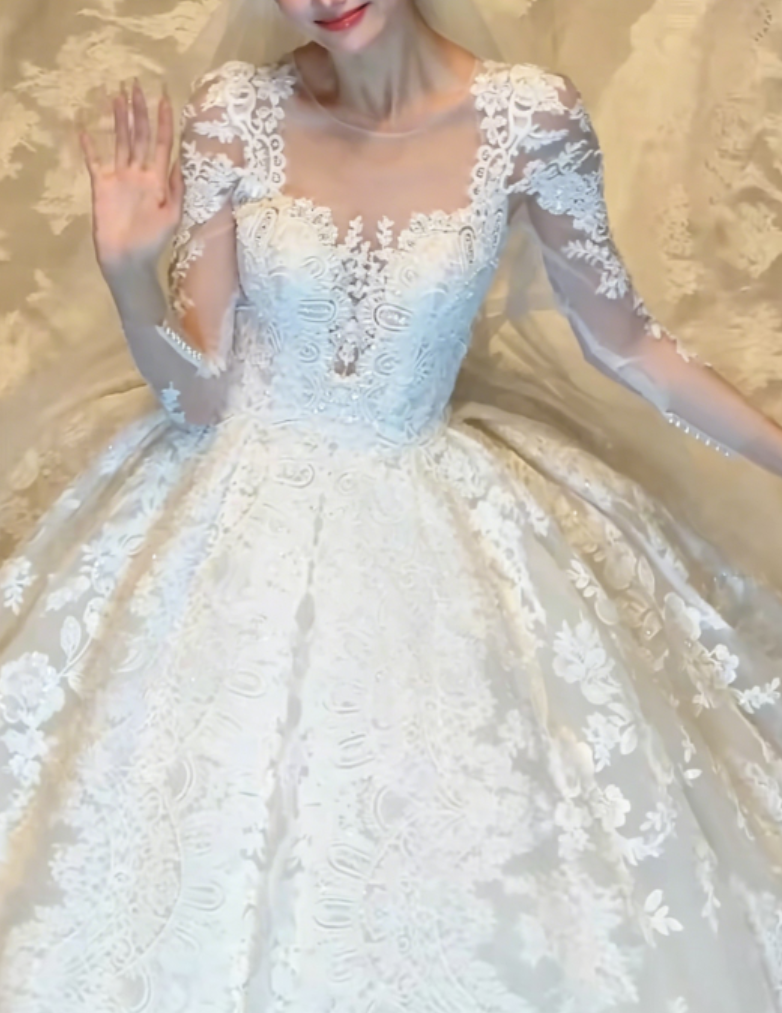 Ornate Square Neck Wedding Dress Long Sleeve Appliques A-Line Bridal Dress GG6350